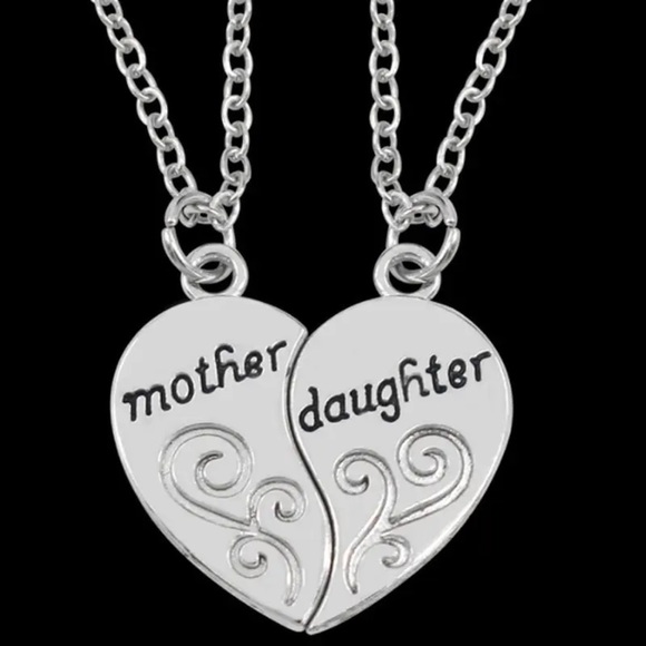 Jewelry - 2 Piece Mother Daughter Silver Necklaces